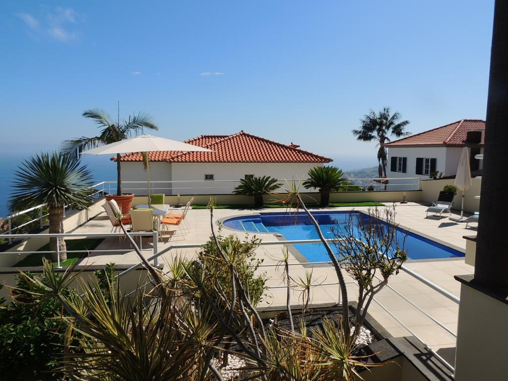 Studio Flat With Pool 푼샬 객실 사진