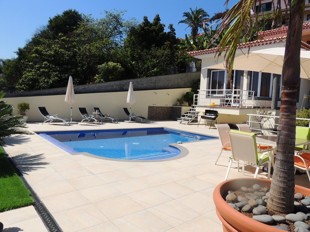 Studio Flat With Pool 푼샬 객실 사진