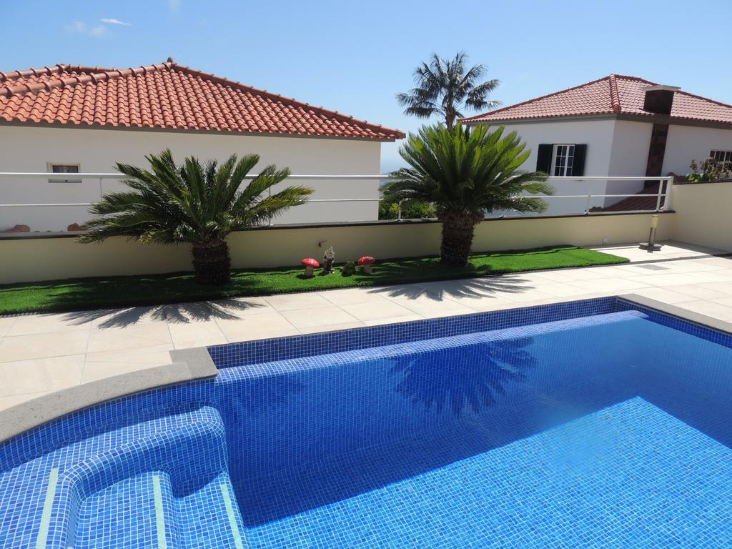 Studio Flat With Pool 푼샬 객실 사진