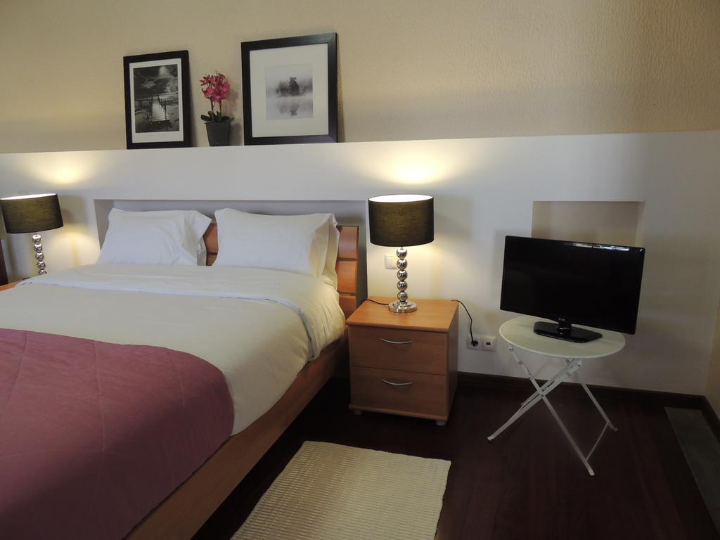 Studio Flat With Pool 푼샬 객실 사진